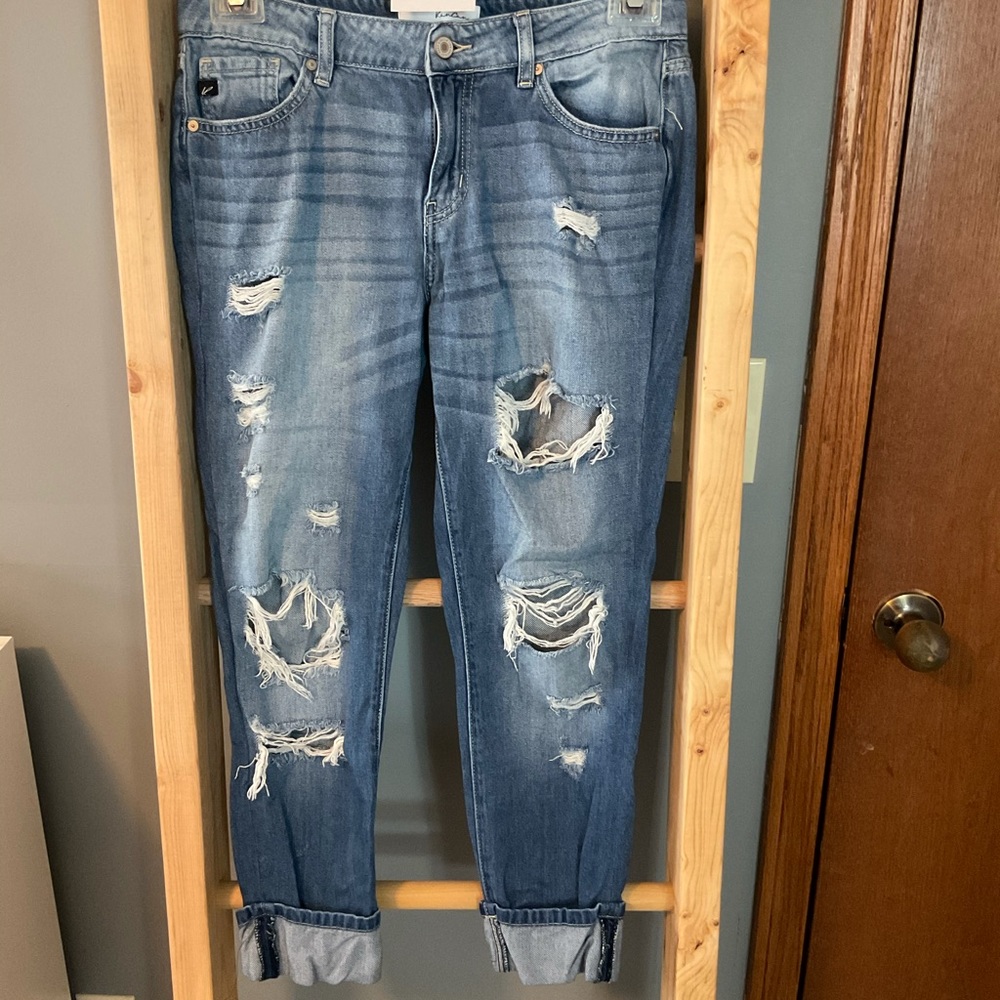 KanCan Distressed Jeans Size 27
